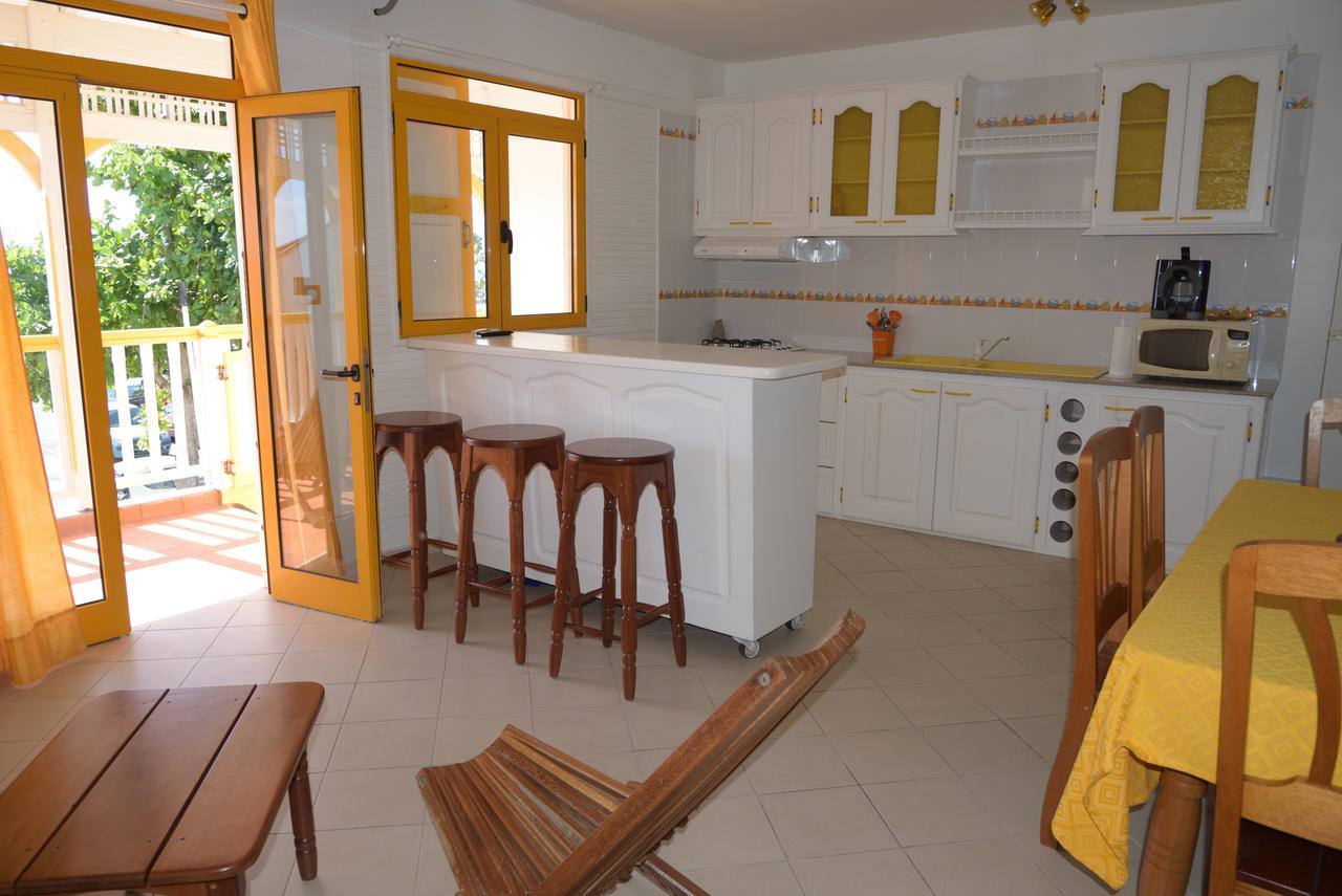Maison Duplex "Josue" Vue Sur Marina Grand-Bourg  Εξωτερικό φωτογραφία