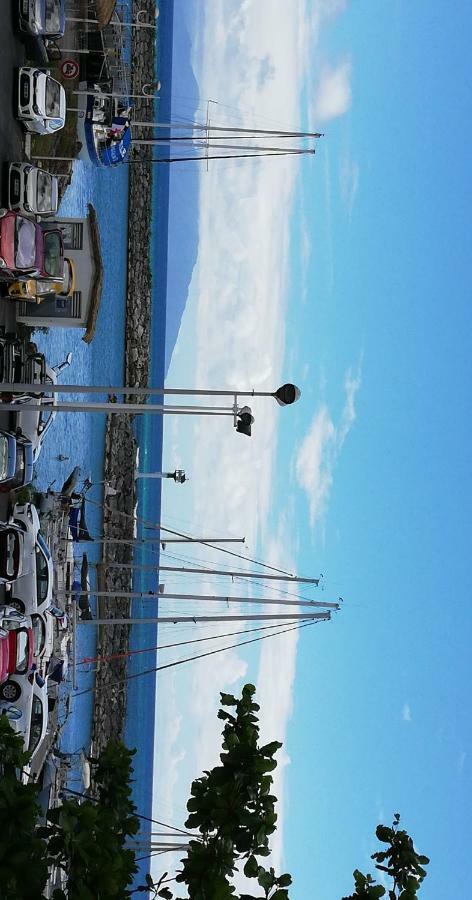 Maison Duplex "Josue" Vue Sur Marina Grand-Bourg  Εξωτερικό φωτογραφία